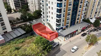 Uğur Mumcu Şeyh Şamil cepheli rampalı kiralık mağaza / depo